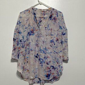 Violet & Claire Top Medium Purple Blue Floral Print 3/4 Sleeve Pullover